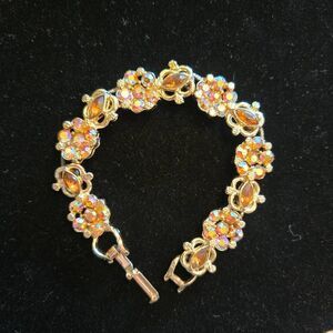 Vintage Floral Rhinestone Link Bracelt Gold Tone
